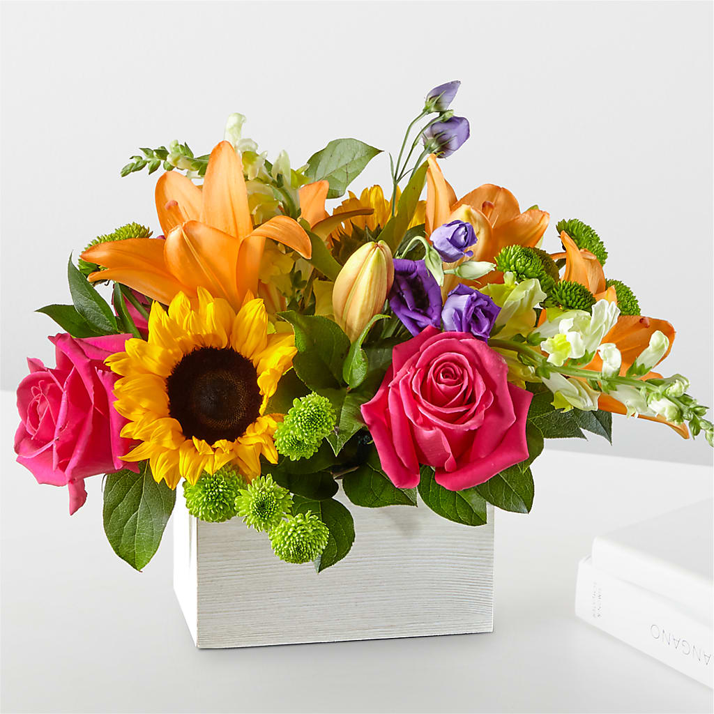 Best Day Box Bouquet – South-east Flowers, Los Angeles CA