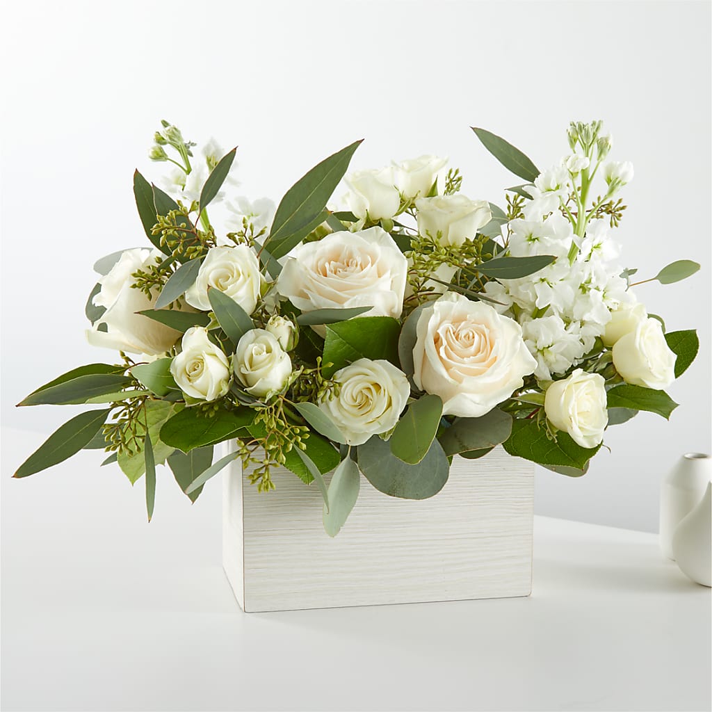 Fresh Linen Box Bouquet – South-east Flowers, Los Angeles CA