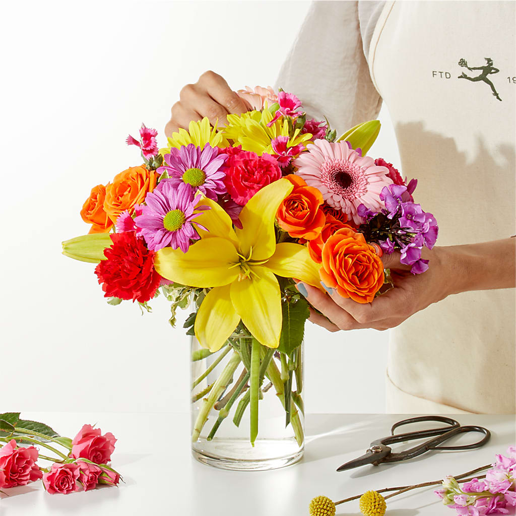 Cue the Confetti - A Florist Original – South-east Flowers, Los Angeles CA