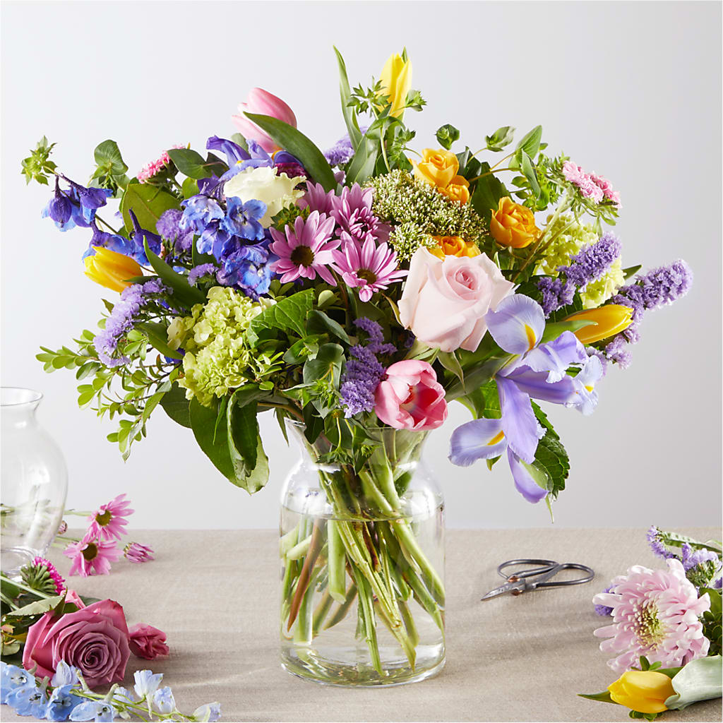 Pastel Tradition - A Florist Original – South-east Flowers, Los Angeles CA