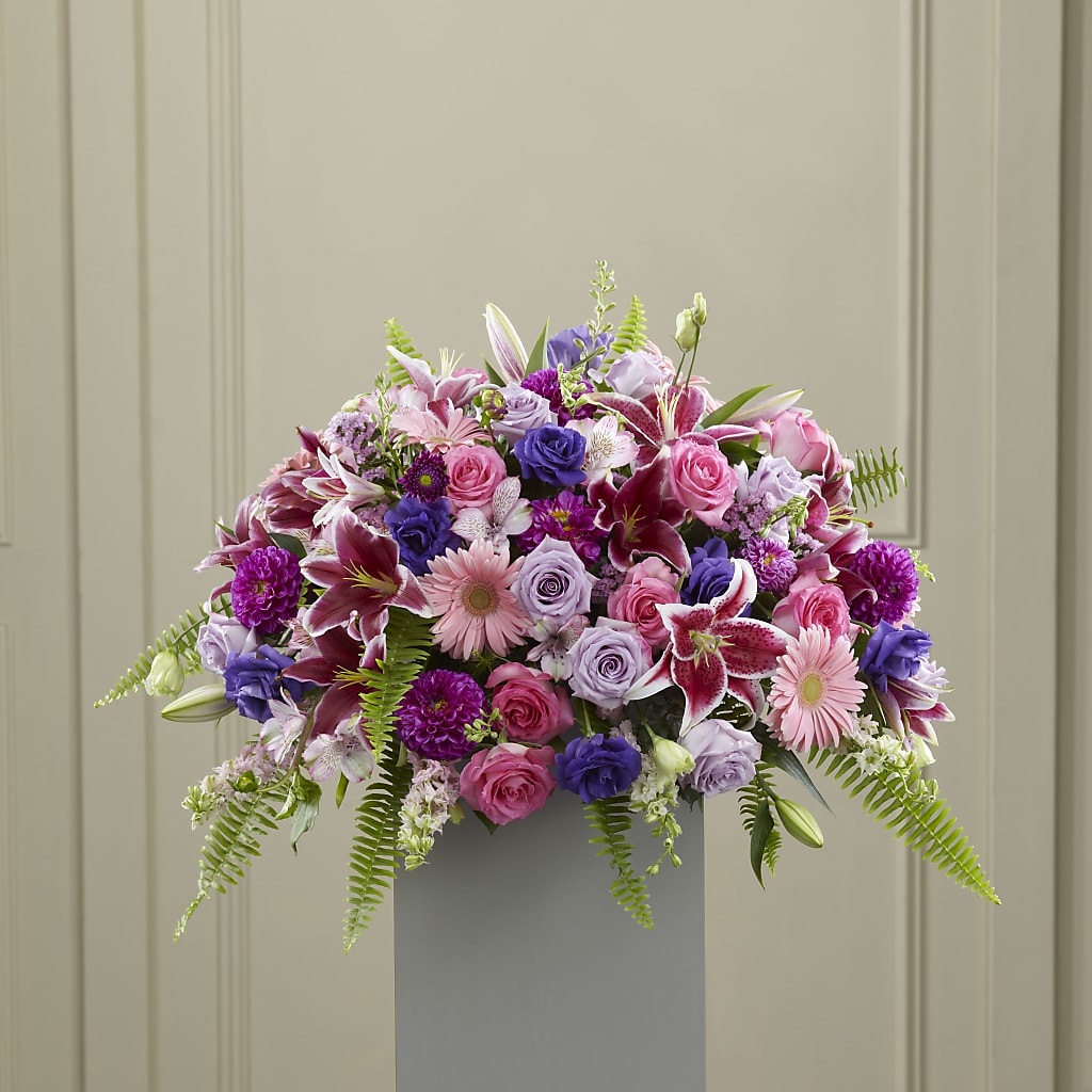 Fare Thee Well Pedestal – South-east Flowers, Los Angeles CA