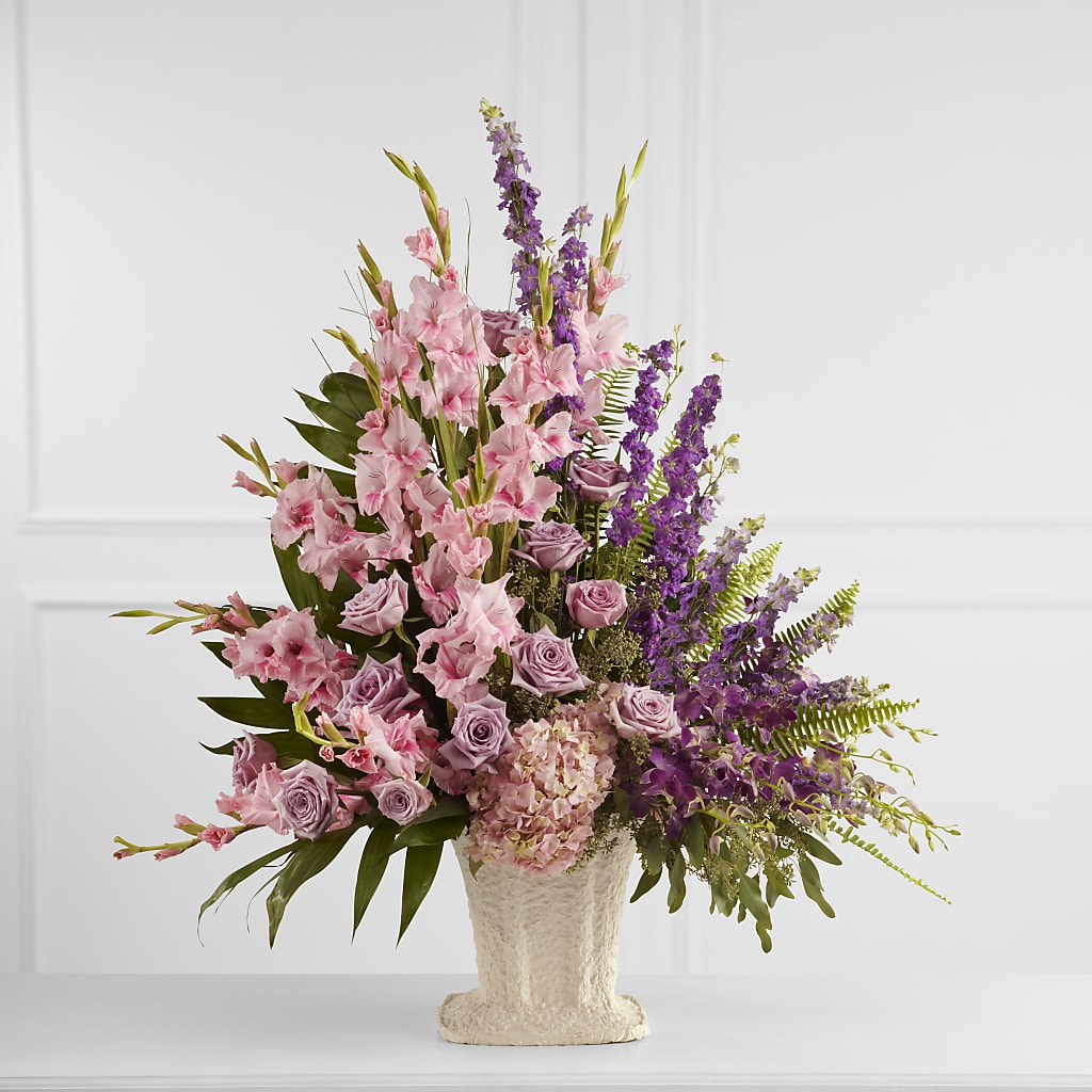 Flowing Garden Arrangement – South-east Flowers, Los Angeles CA