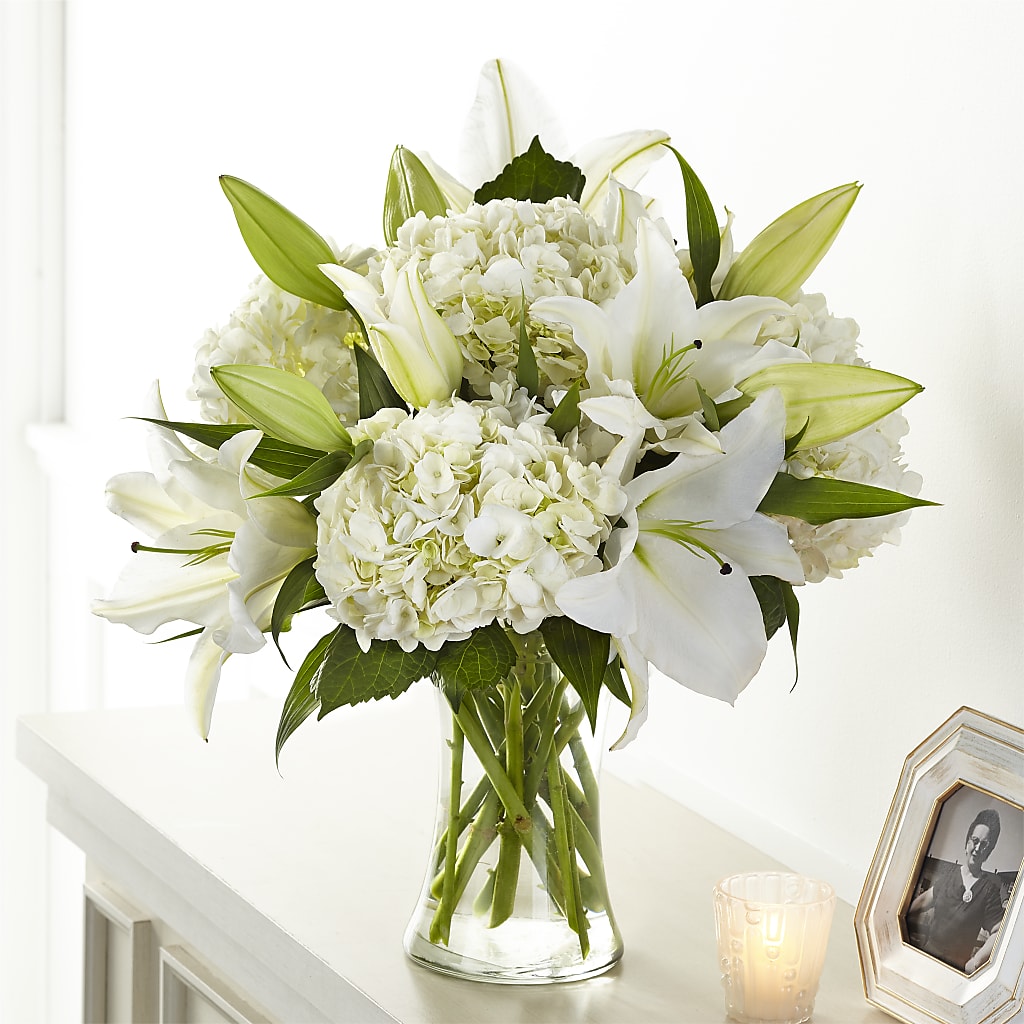 Compassionate Lily Bouquet – South-east Flowers, Los Angeles CA
