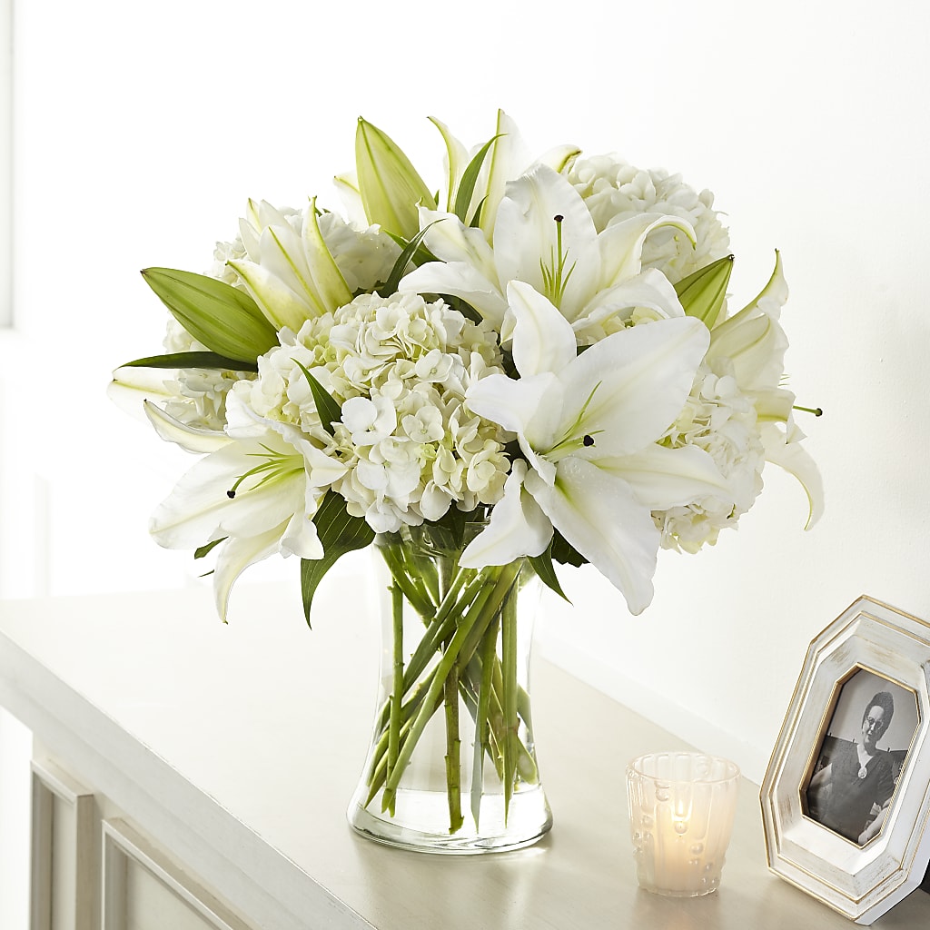 Compassionate Lily Bouquet – South-east Flowers, Los Angeles CA