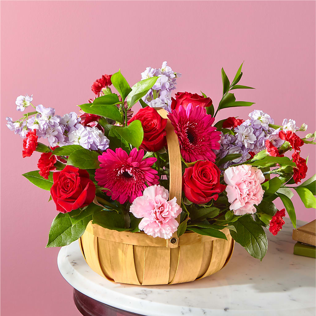 Pink Picnic Basket – South-east Flowers, Los Angeles CA