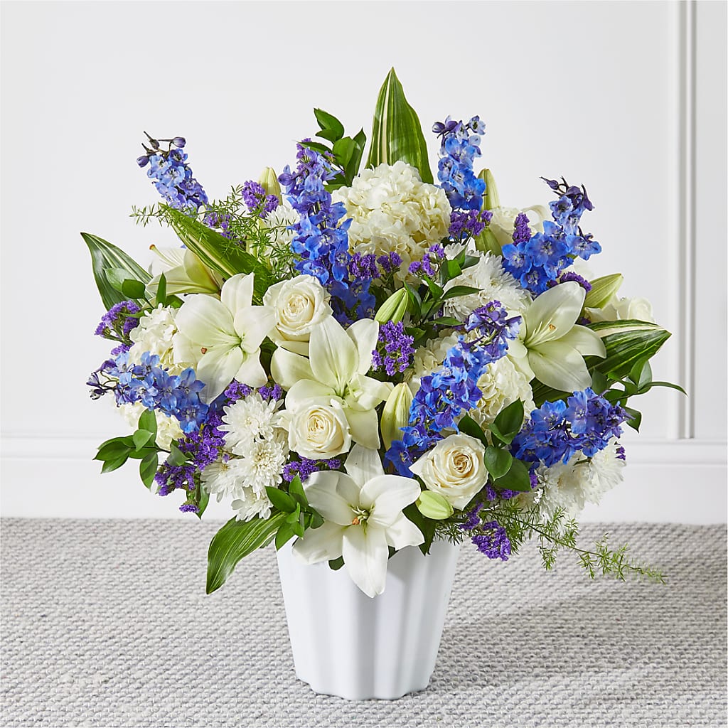 Take Comfort Floor Basket – South-east Flowers, Los Angeles CA