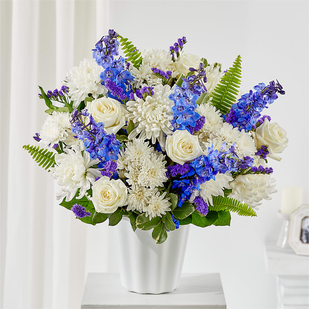 Hold Dear Tabletop Basket – South-east Flowers, Los Angeles CA