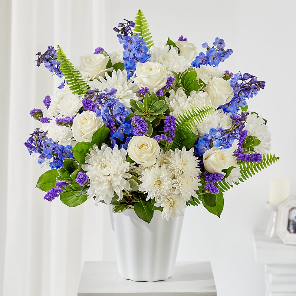 Hold Dear Tabletop Basket – South-east Flowers, Los Angeles CA