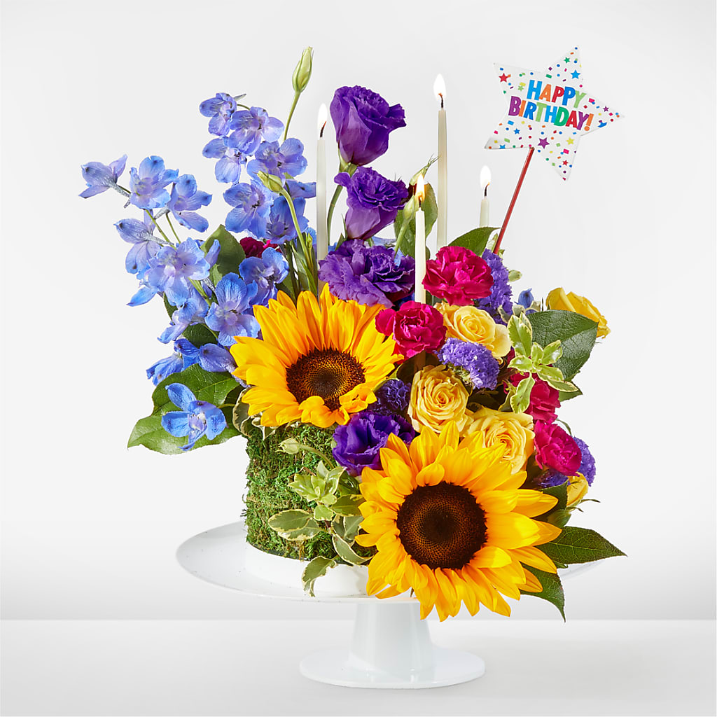 Star of the Day Floral Cake – South-east Flowers, Los Angeles CA