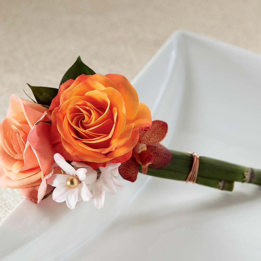 Sunset Dream Boutonniere – South-east Flowers, Los Angeles CA