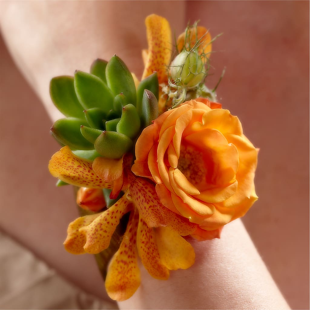 Irresistible Love Wrist Corsage – South-east Flowers, Los Angeles CA