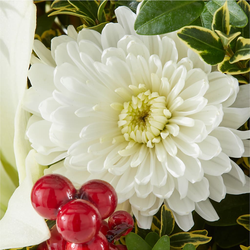 Festive Moments Tree –  South-east Flowers, Los Angeles CA