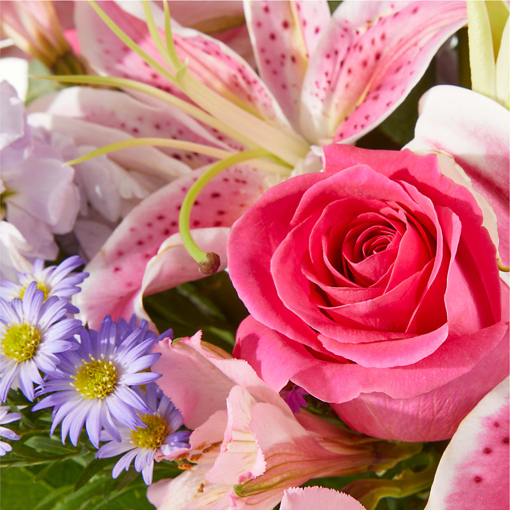 Pressing Petals Bouquet –  South-east Flowers, Los Angeles CA
