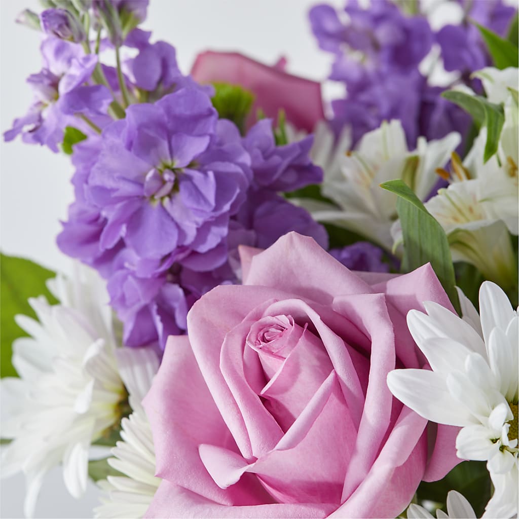 Garden of Peace Bouquet –  South-east Flowers, Los Angeles CA