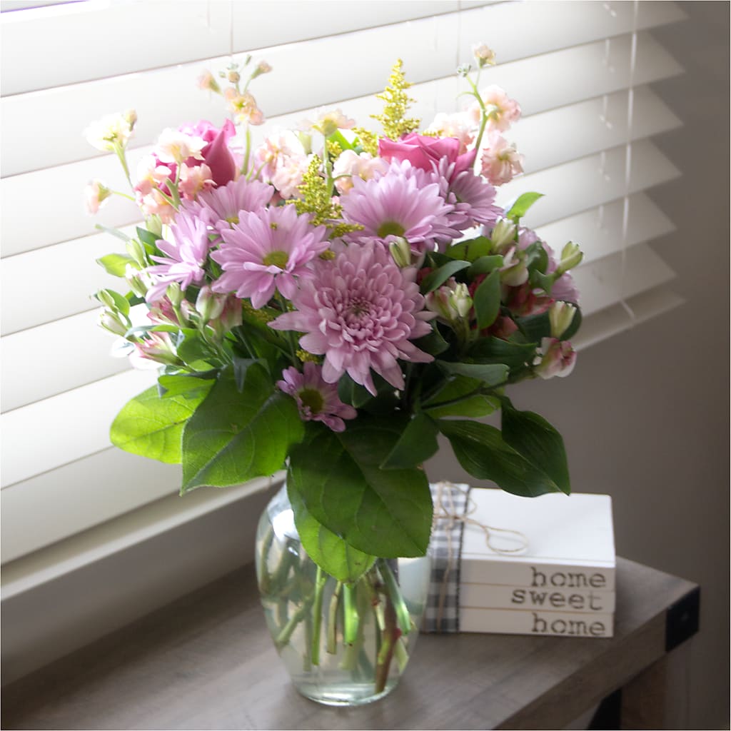 Pastel Tradition - A Florist Original –  South-east Flowers, Los Angeles CA
