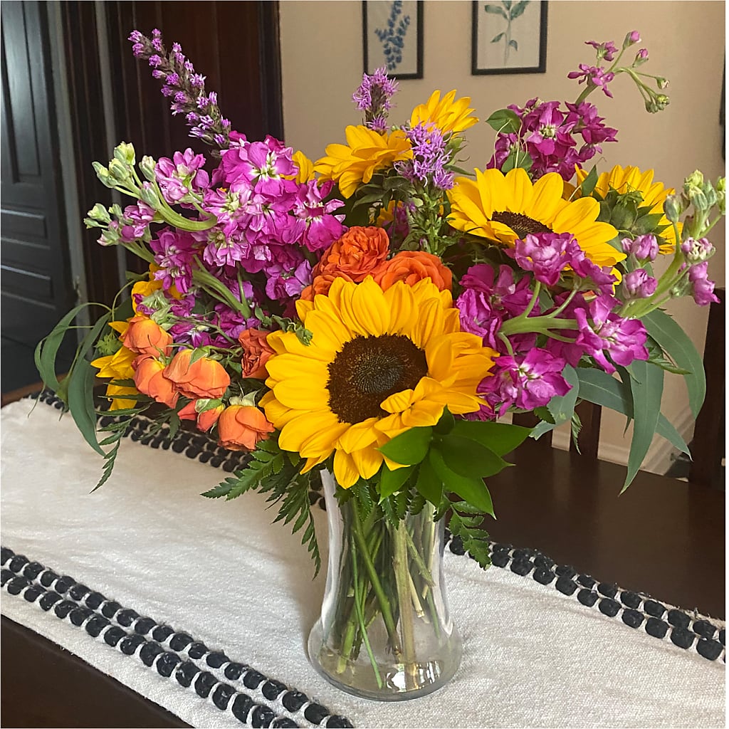 Rays of Life Bouquet –  South-east Flowers, Los Angeles CA