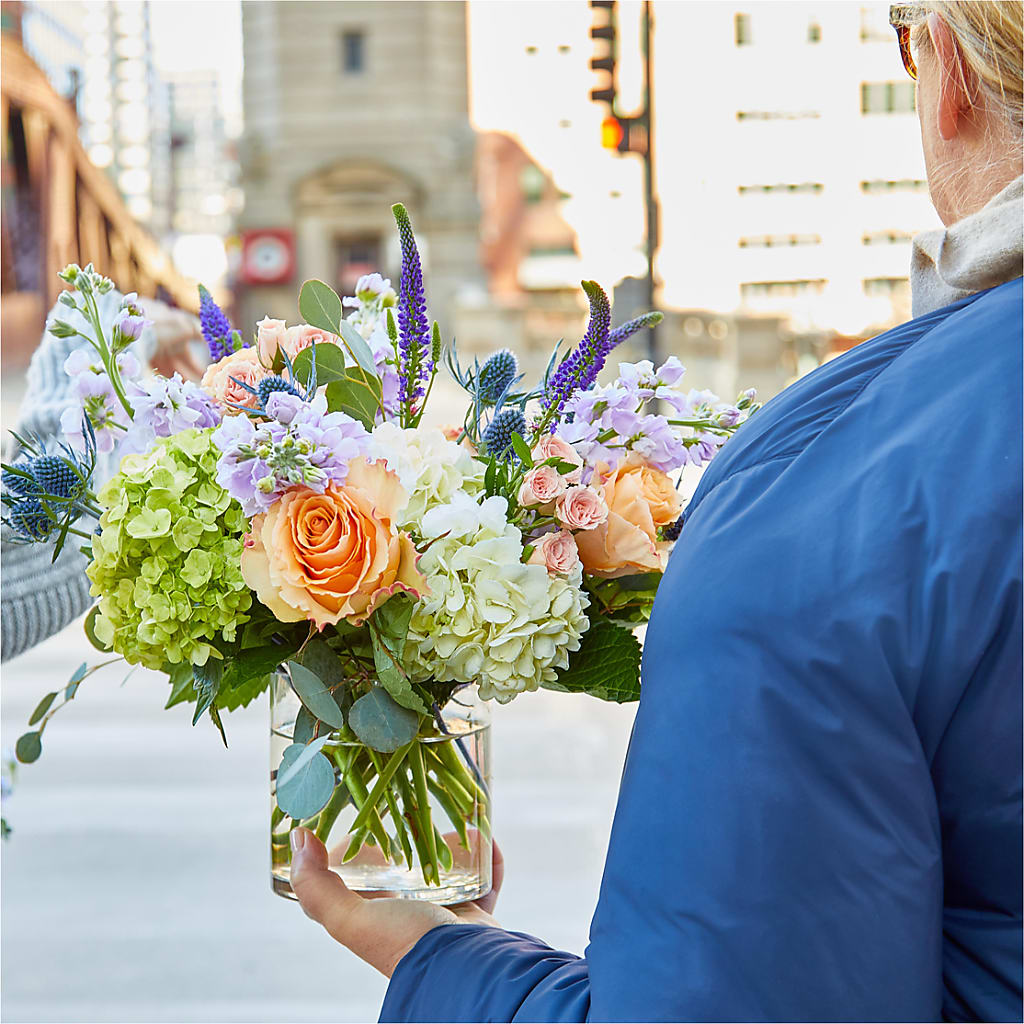 Porch Swing Bouquet –  South-east Flowers, Los Angeles CA